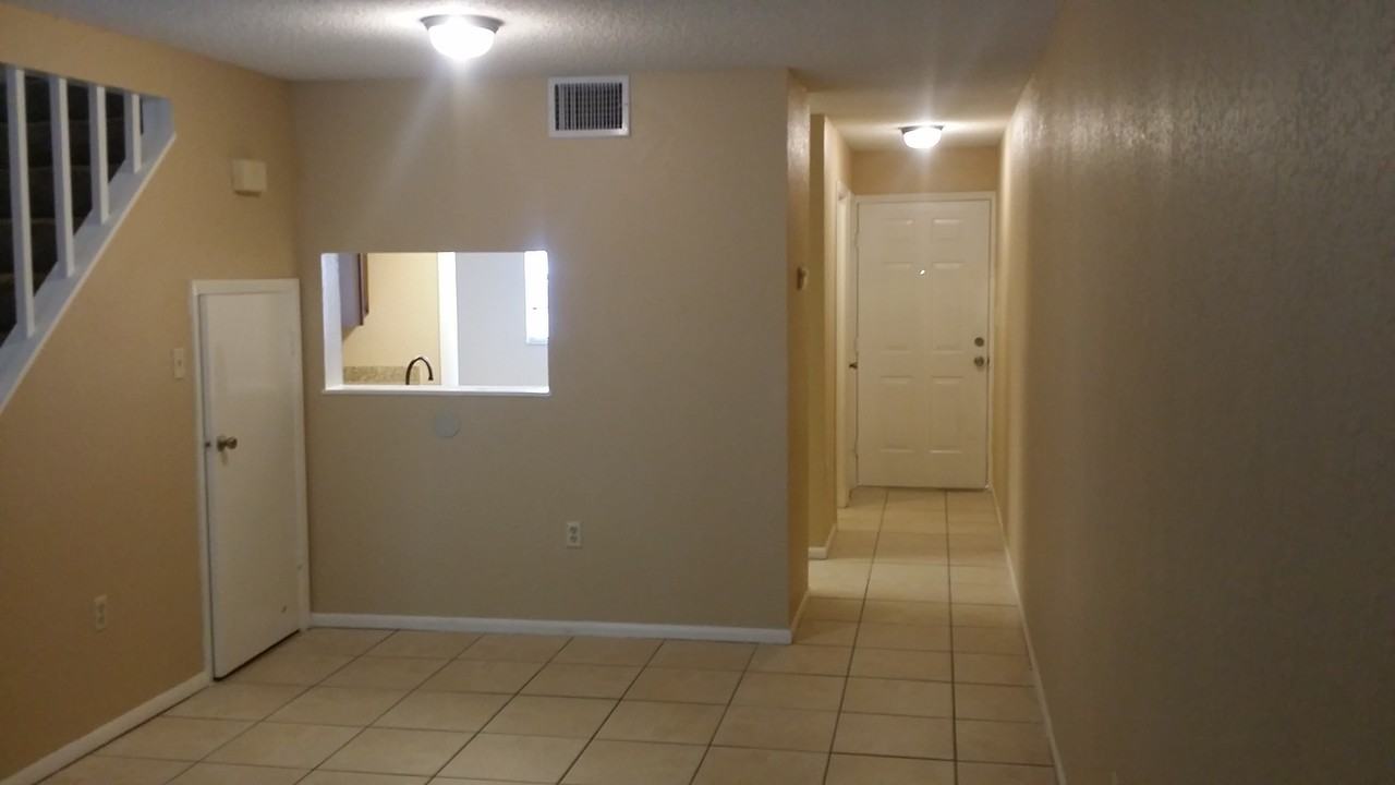 1055 Spirit Lake Rd - Photo 2 of 15