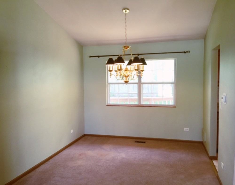 29W745 Kensington Dr - Photo 3 of 8