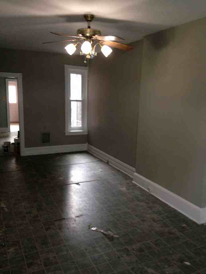 536 Pike St - Photo 2 of 7