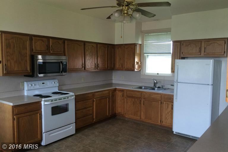 150 N Antrim Way - Photo 2 of 9