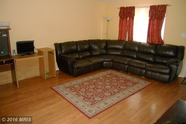 59 Chelmsford Ct - Photo 2 of 22