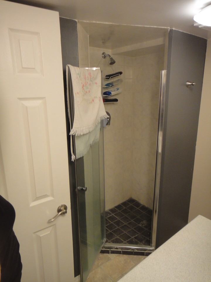 10915 65 Avenue Northwest - Photo 2 of 15