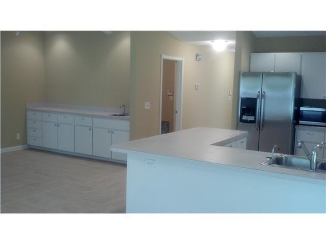 10422 153rd Court North - Photo 3 of 5