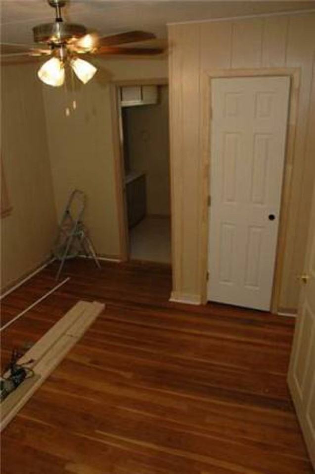 2404 25th Street - Photo 3 of 5