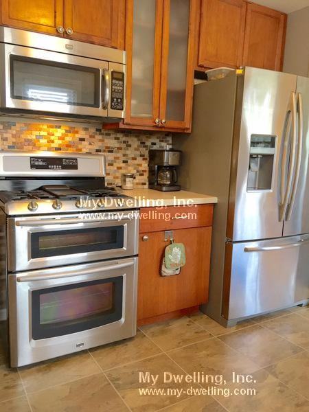 7033 N Ardara Ave - Photo 2 of 31