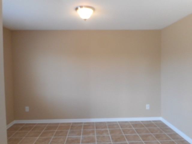 5710 Waterpoint Dr - Photo 3 of 10