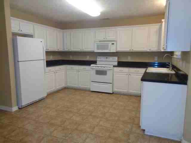 213 Payson Ct - Photo 2 of 7