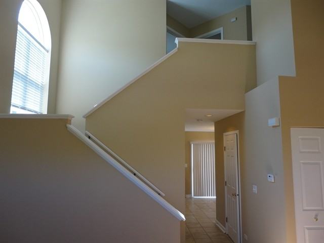 1613 Gleneagle Ct - Photo 2 of 12