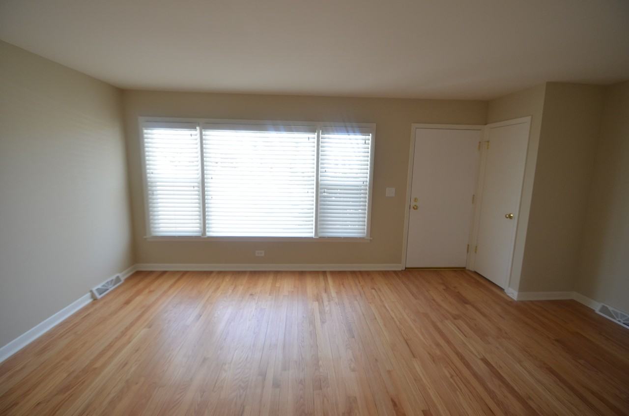 3657 W 59th Pl - Photo 2 of 7