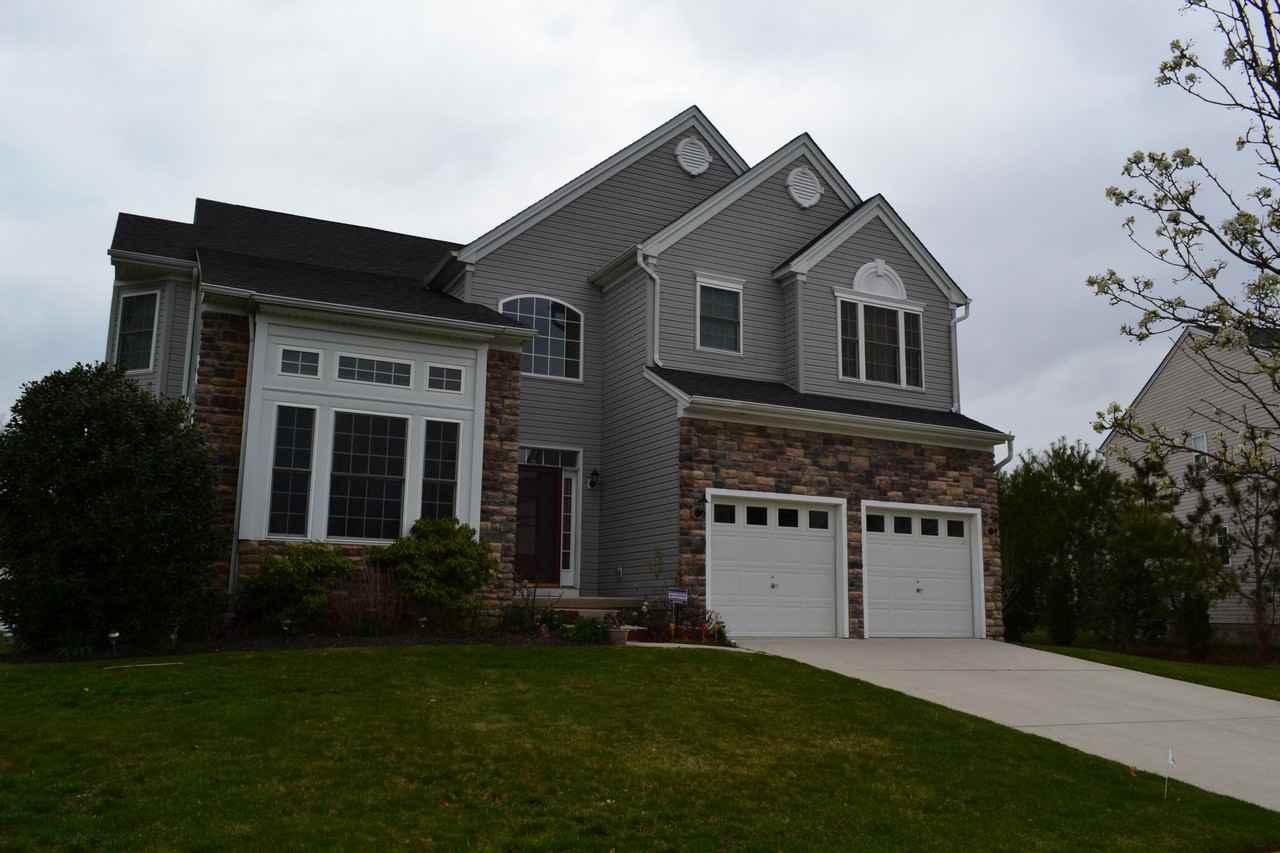 201 Westgate Rd - Photo 2 of 34