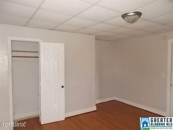 2528 33rd Ave N - Photo 3 of 6