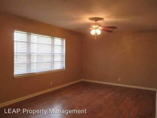 505 Patricia Rd - Photo 2 of 13