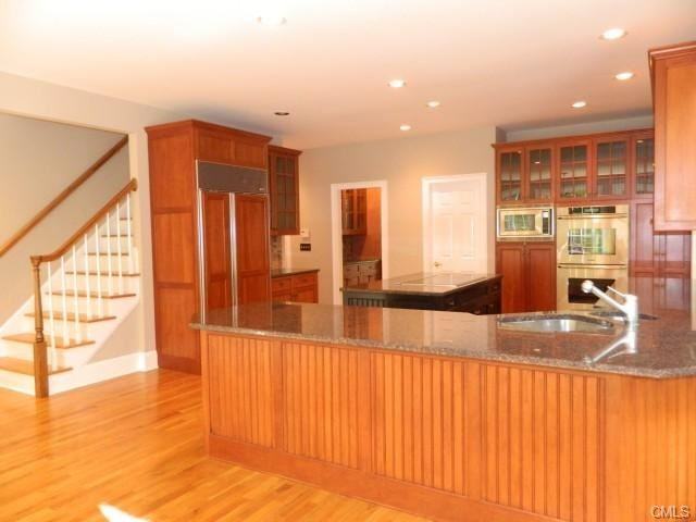 6 Merlins Ln - Photo 3 of 13