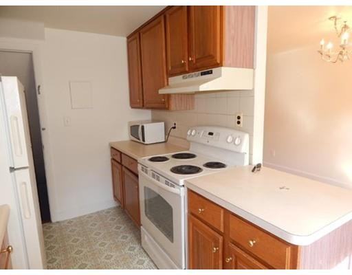 11 Emerson Gardens #11 - Photo 3 of 7