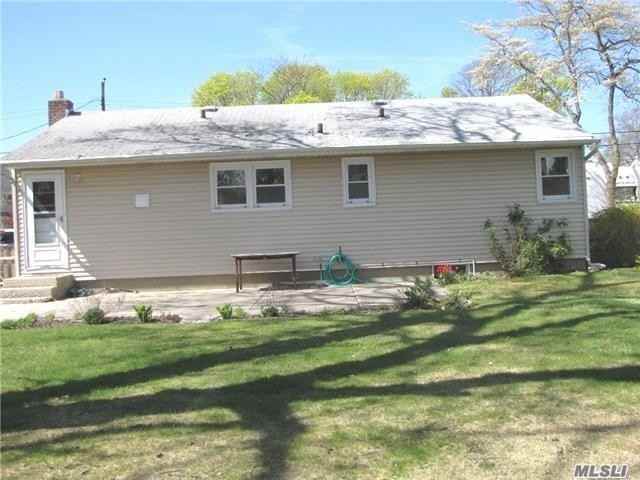 40 Independence Ave - Photo 2 of 11