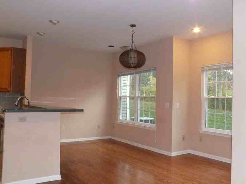 43 Heatherwood Ln - Photo 2 of 17