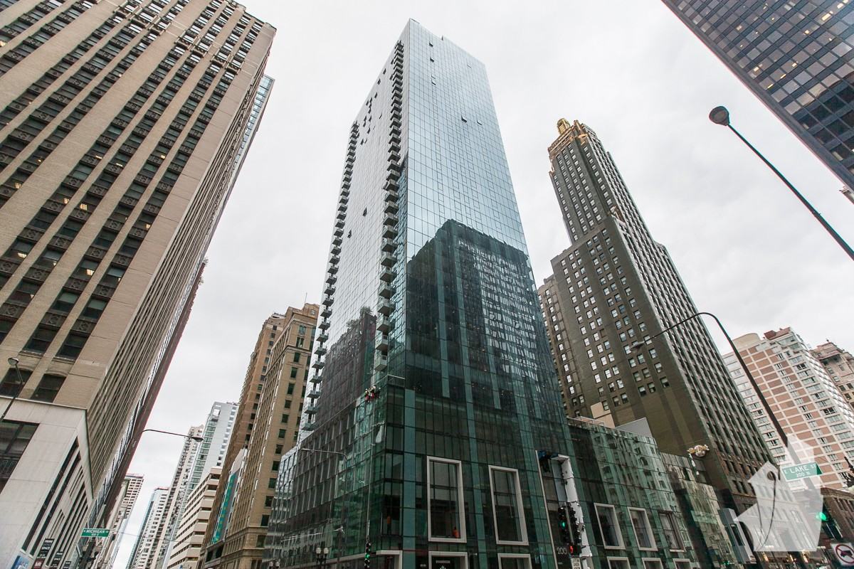 200 North Michigan Avenue #807