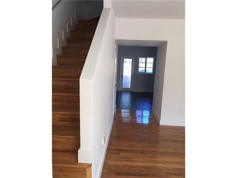 541 Miami Gardens Dr #1 - Photo 2 of 8