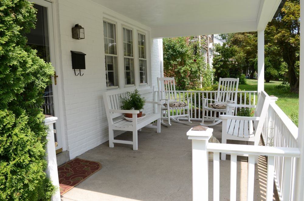 181 Marlyn Ave - Photo 2 of 10