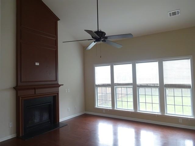 623 Lorimore Pass - Photo 3 of 16