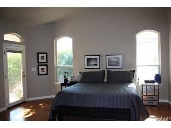 968 S Beach Dr - Photo 3 of 12