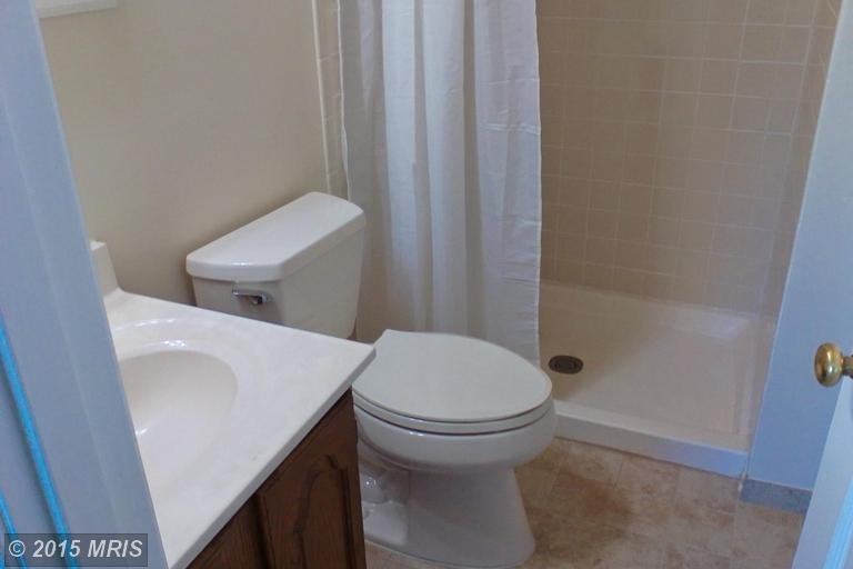 3827 Ogilvie Court - Photo 3 of 24
