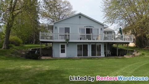 19443 E Front Blvd NE - Photo 2 of 18