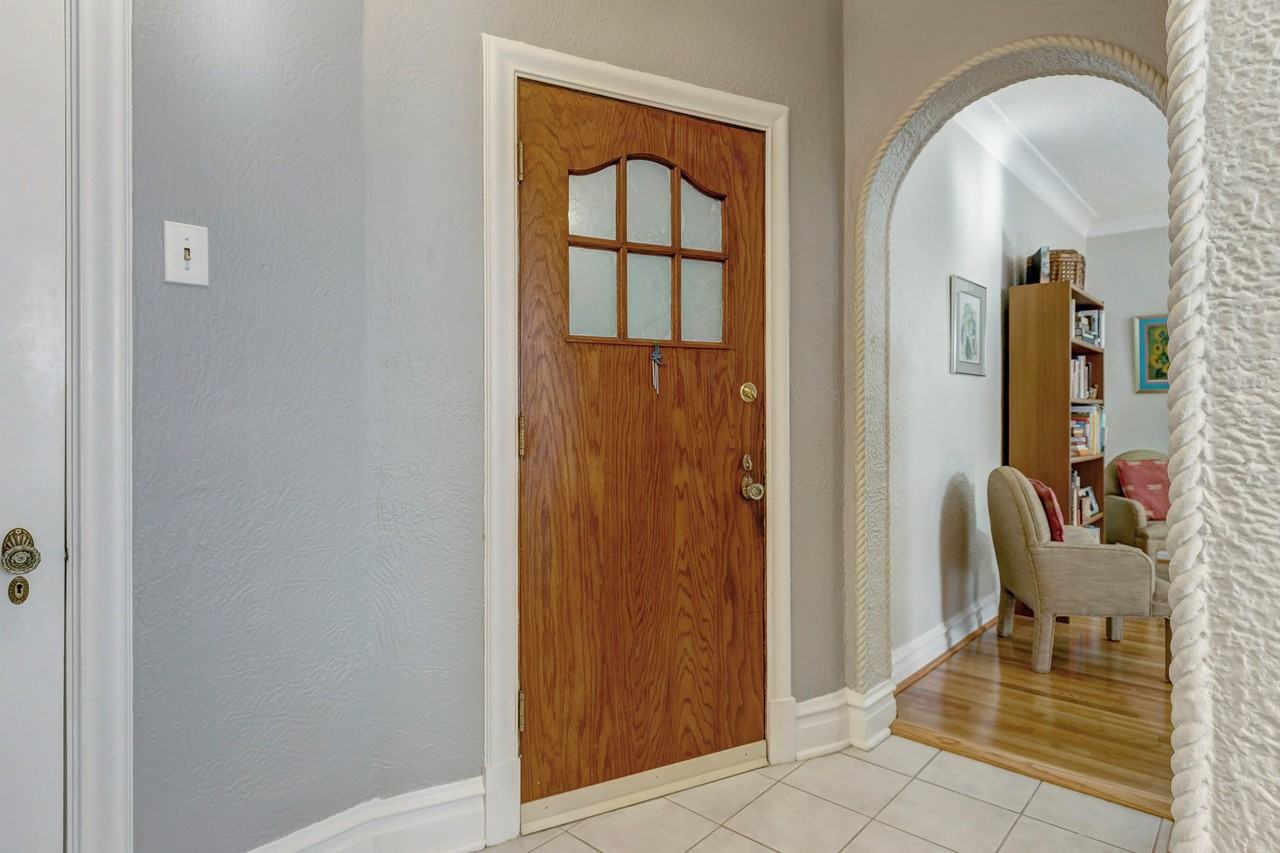 7716 Shirley Dr - Photo 3 of 18