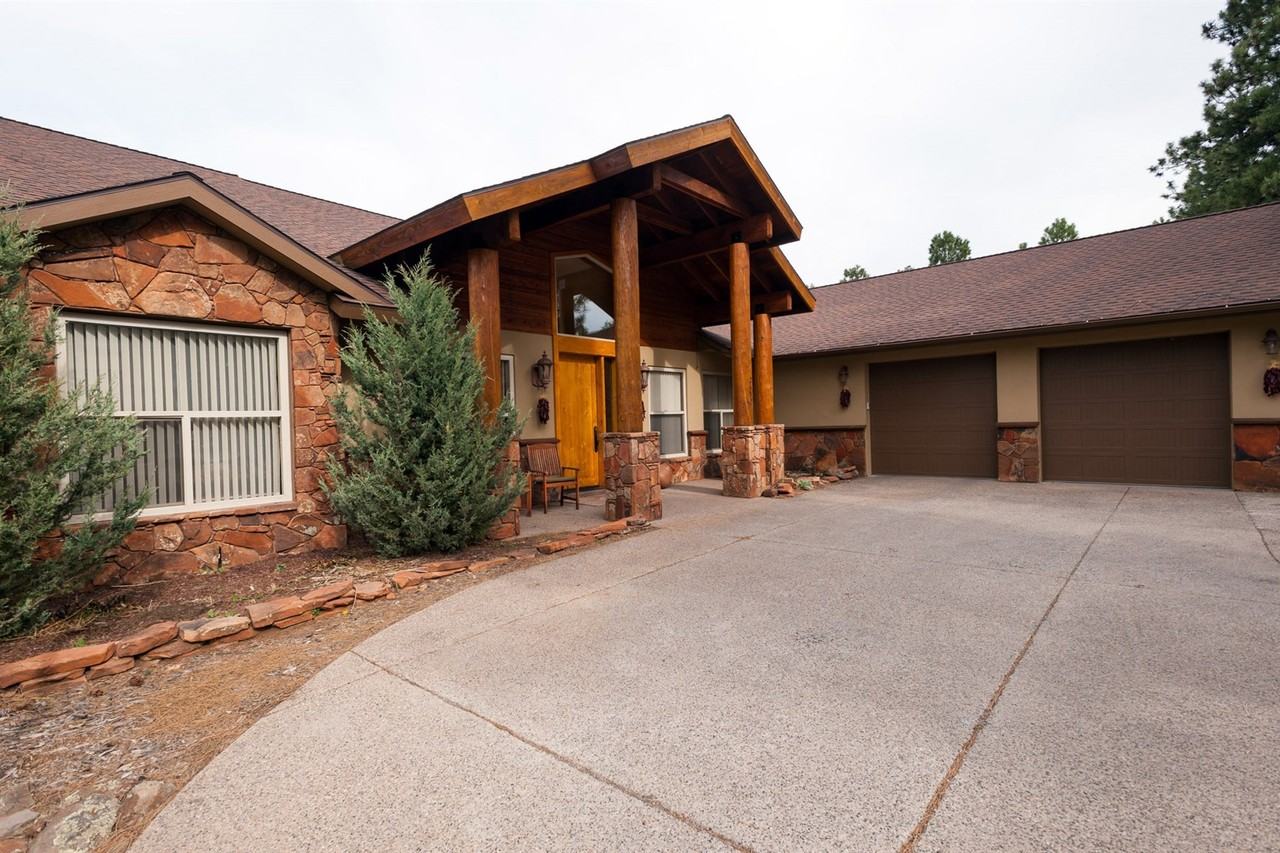 2432 N Tillie Ln - Photo 3 of 39