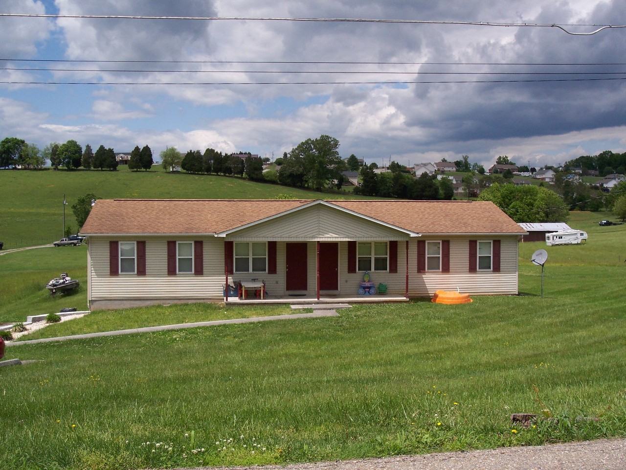 5641 Byrd Rd - Photo 2 of 6