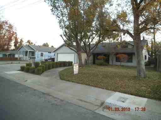 2616 Hing Ave - Photo 3 of 26