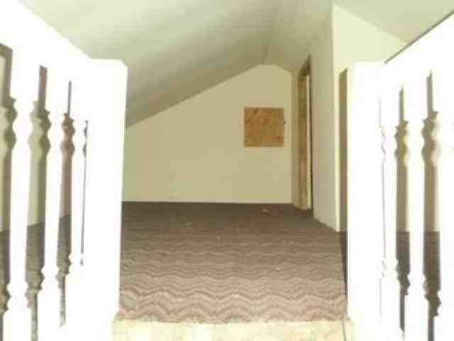 405 Head St - Photo 3 of 25