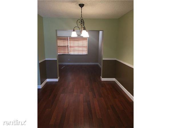 8300 NW 100th Terrace - Photo 3 of 15