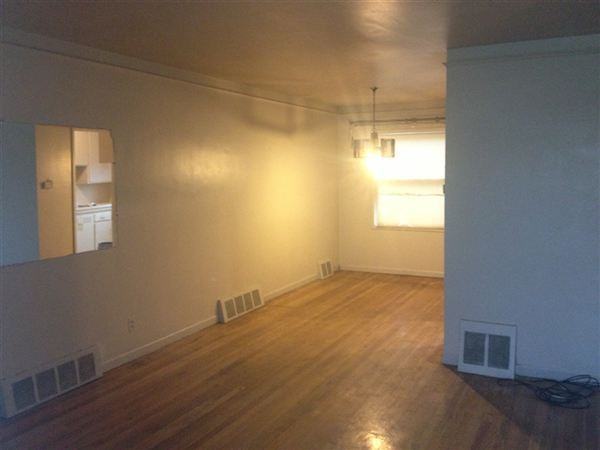 NO SECURITY DEPOSIT SECTION 8 TENANTS * 16085 E. SEVEN MILE Apartments