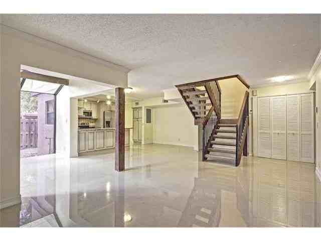 46 Chestnut Cir #46 - Photo 3 of 7