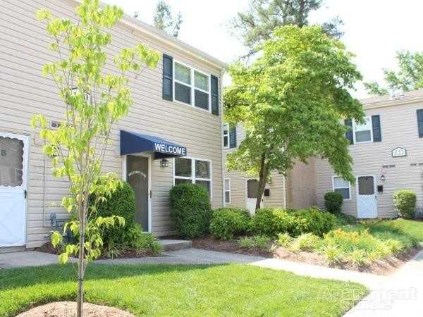 149-113 Louise Dr #H - Photo 2 of 8