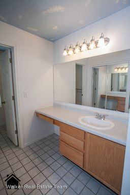 421 Fleetwood Dr - Photo 2 of 72