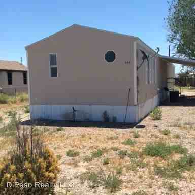 661 N Tucson Ave - Photo 2 of 10