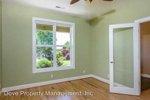 27601 NE 14th Ct - Photo 3 of 20