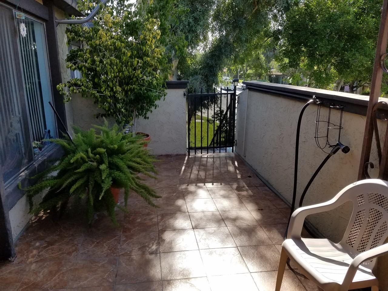 1377 3rd St - Photo 3 of 76