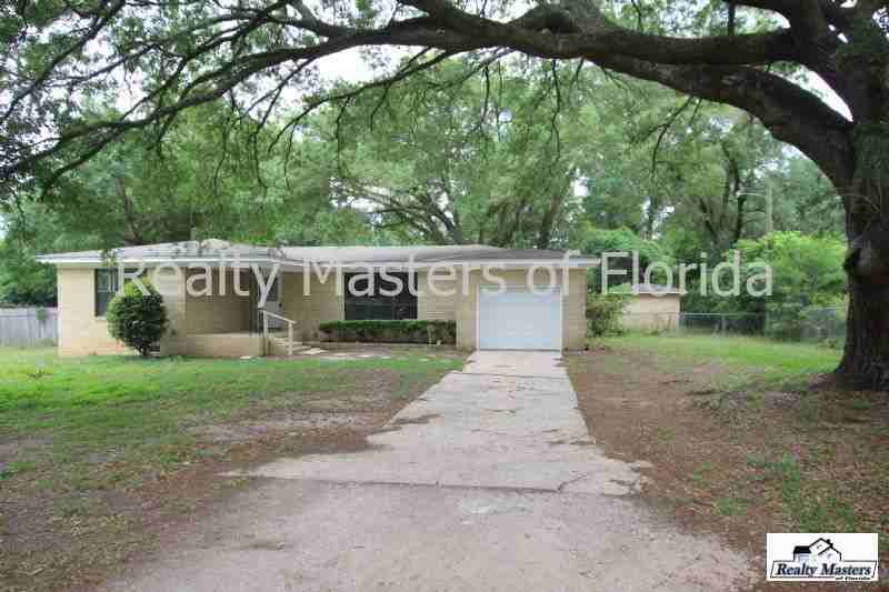 4639 Santa Rosa Dr - Photo 2 of 18