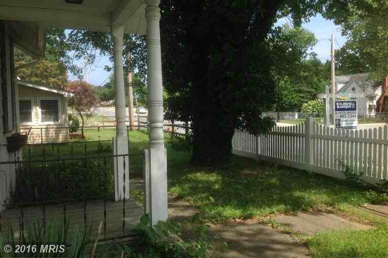 3110 Riva Rd - Photo 2 of 25