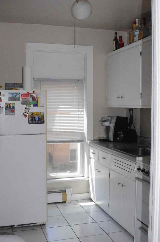 3021 Aldrich Avenue South - Photo 3 of 6