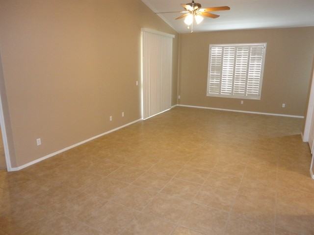 628 E Devon Dr - Photo 2 of 12