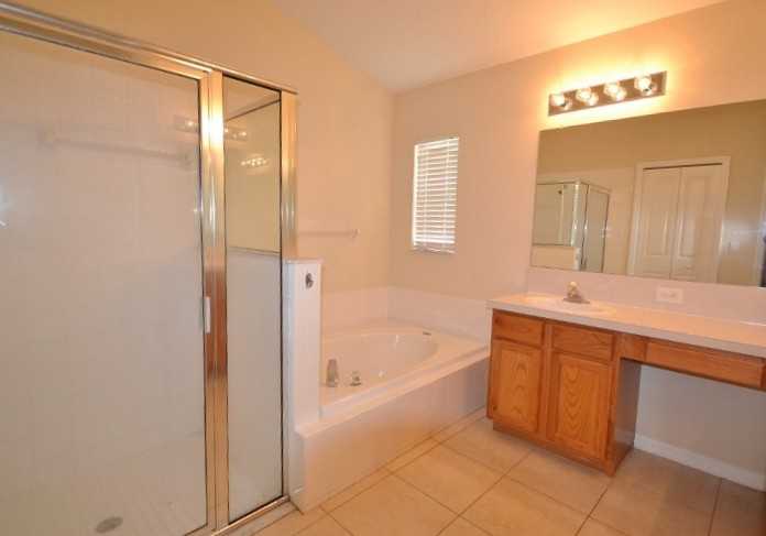 6739 Monarch Park Dr - Photo 3 of 5