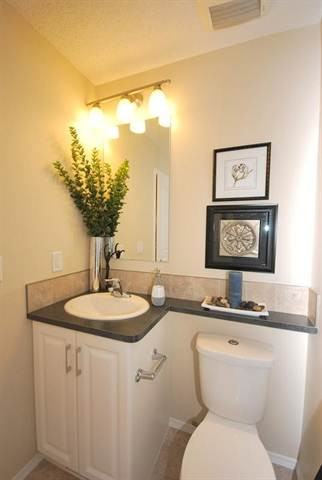 16516 130 St NW - Photo 3 of 8