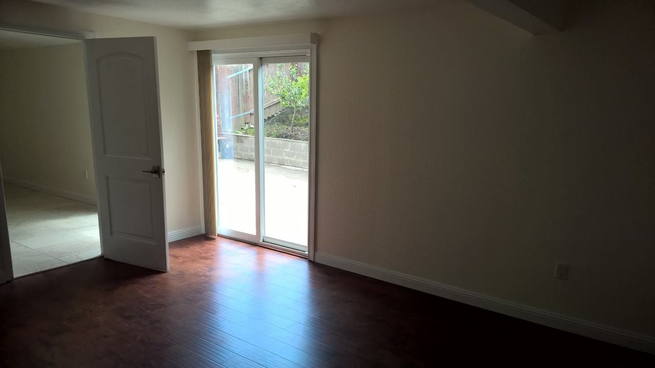 2955 Dublin Drive - Photo 3 of 4