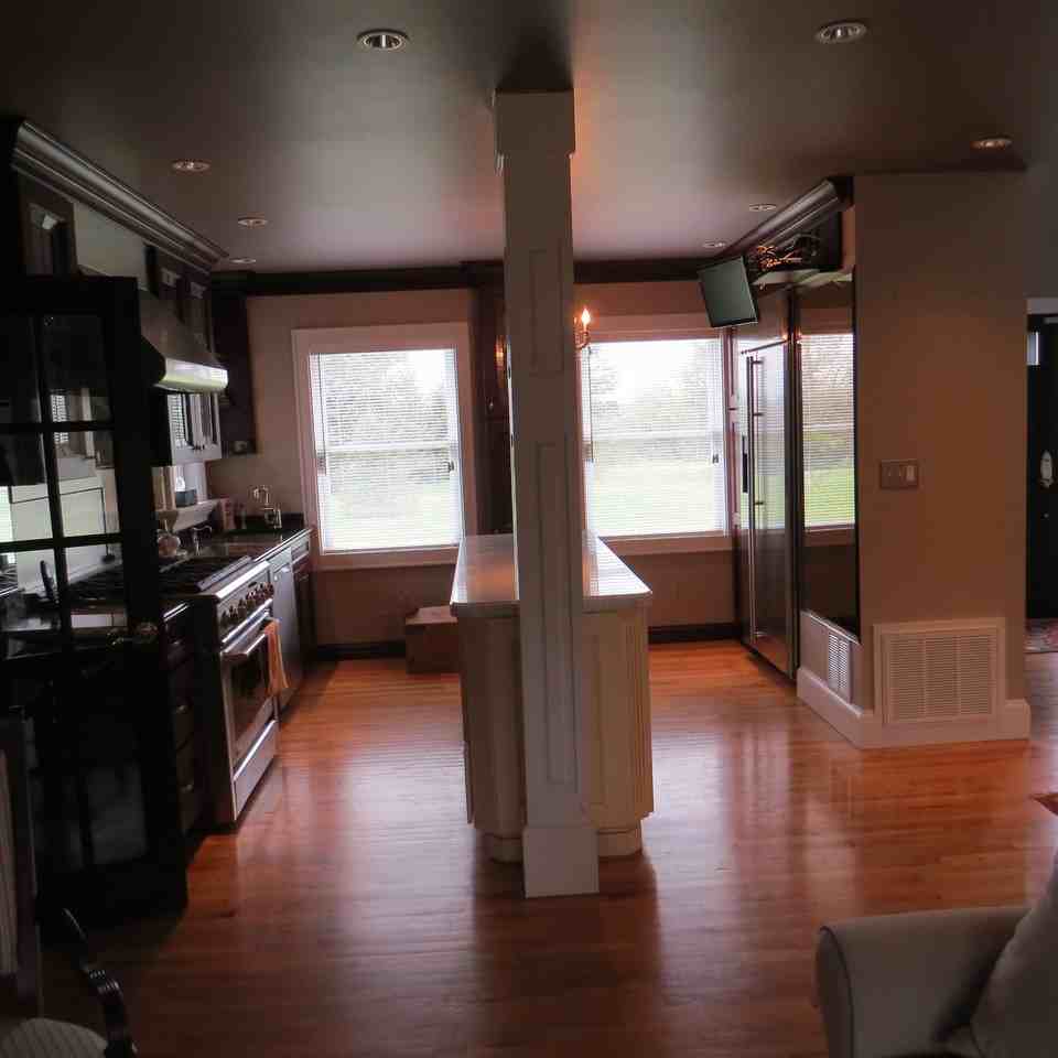 46 Hooperfields Dr - Photo 3 of 12