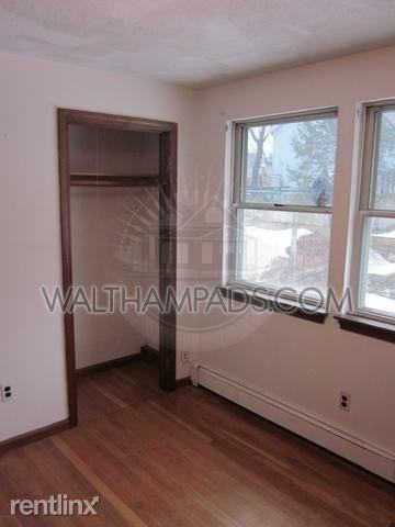 31 Hazel St - Photo 2 of 6