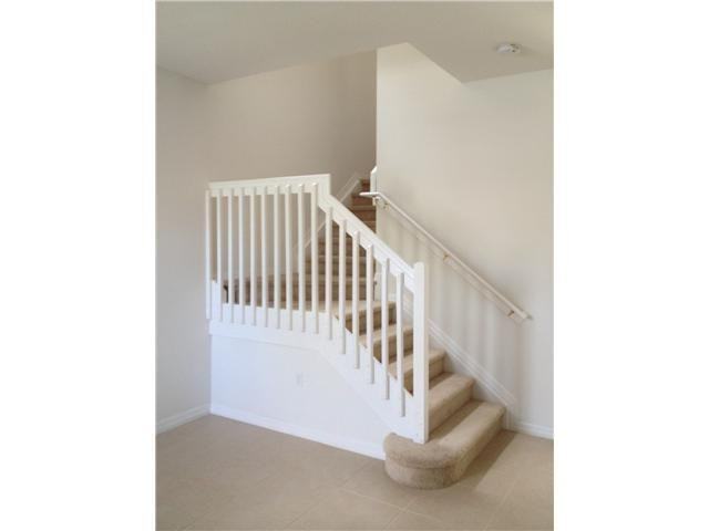 754 NE 191st Terrace - Photo 3 of 7